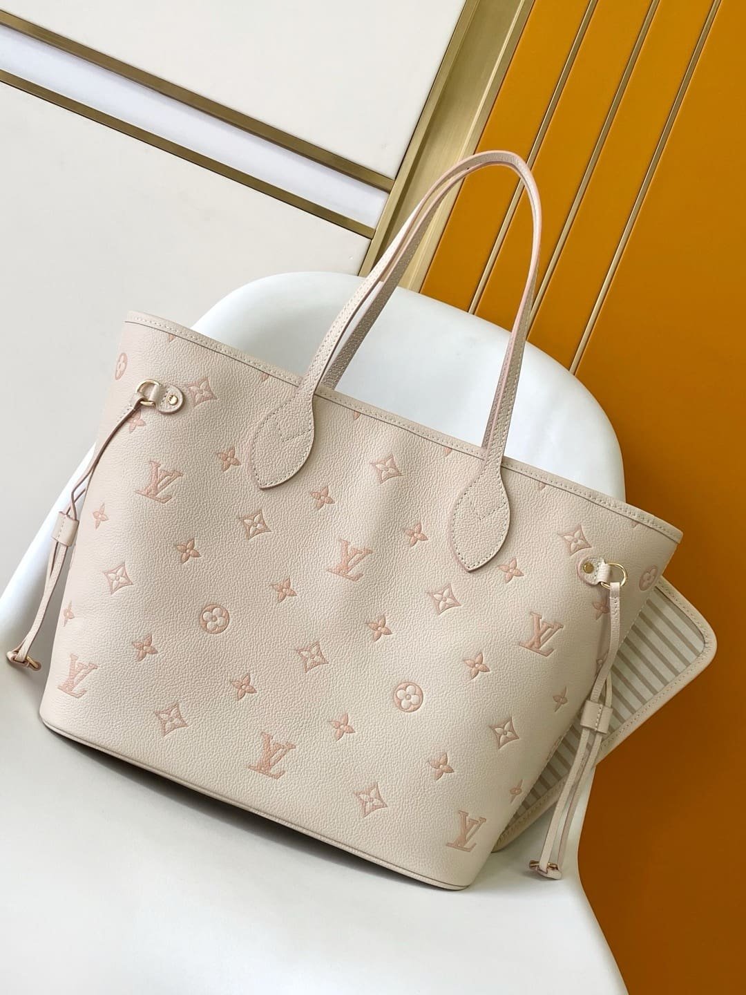 L0vis Vvtt0n M14285 Neverfull MM