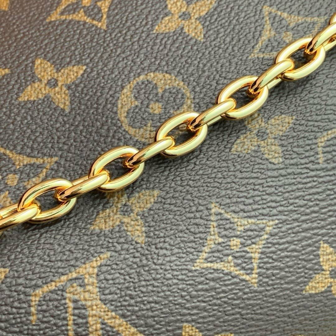 L0vis Vvtt0n M13449 LV x TM Mini Bumbag