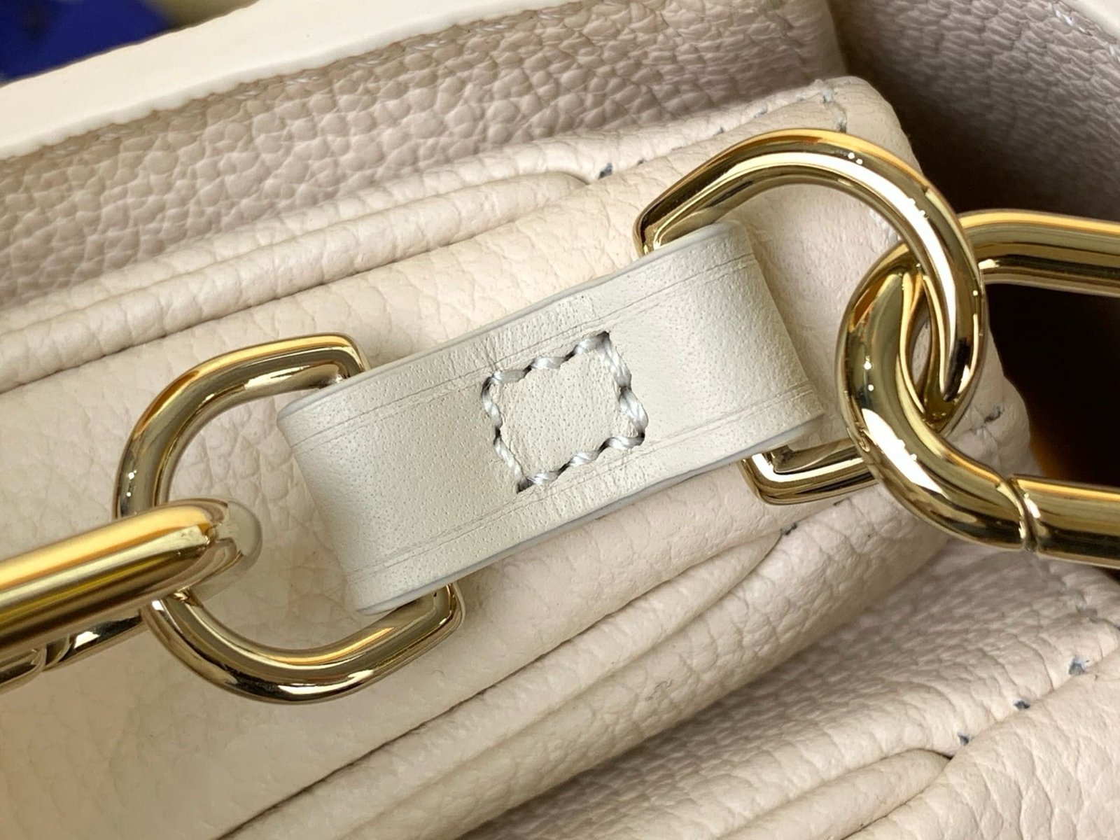 L0vis Vvtt0n M25682 Pochette Métis East West