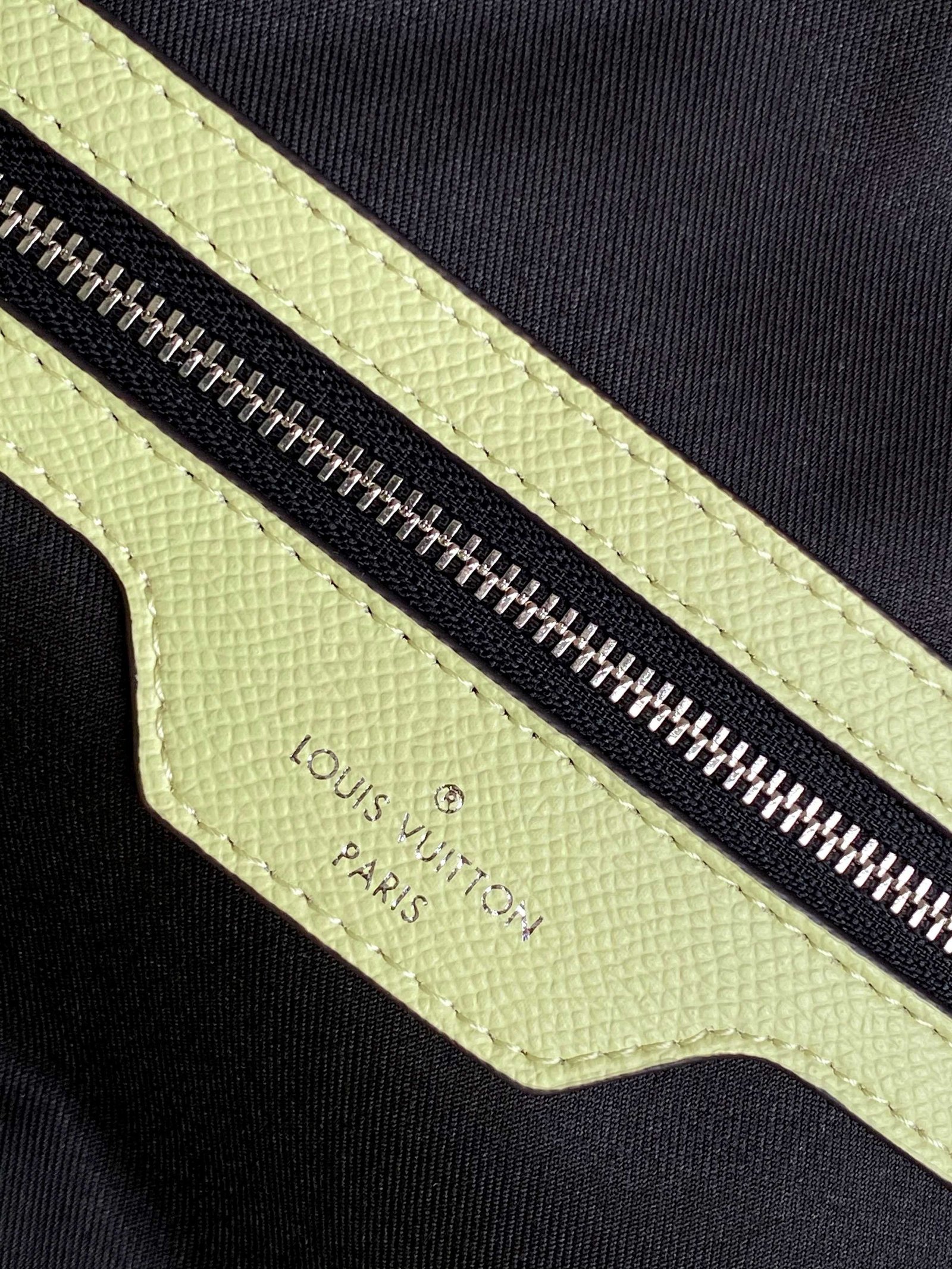 L0vis Vvtt0n M14124 Keepall Bandoulière 45