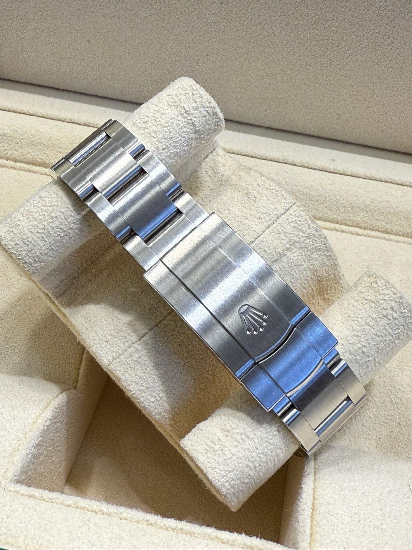 R01ex Oyster Perpetual 36 126000 Stainless Steel Yellow Dial