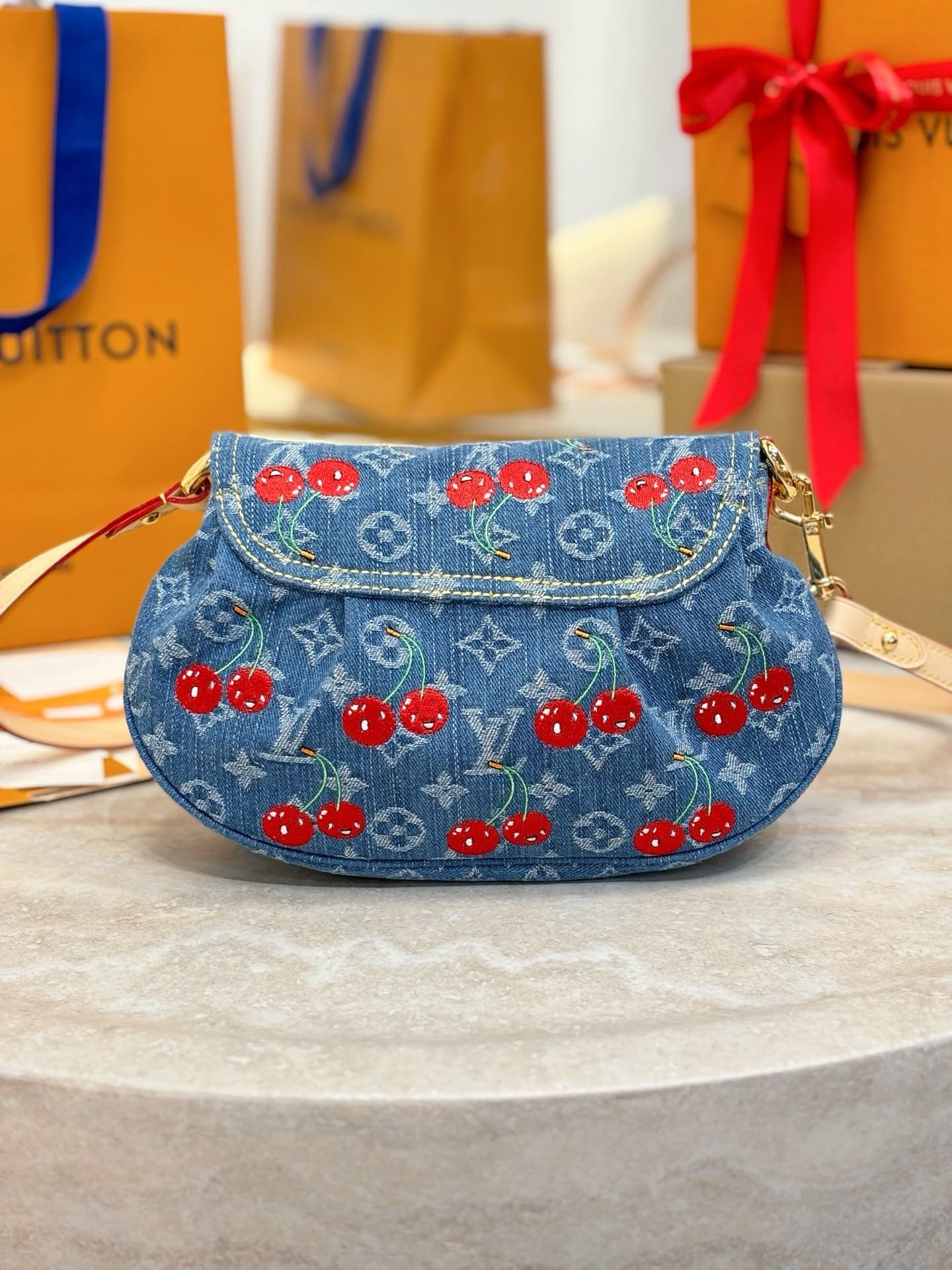 L0vis Vvtt0n M13680 LV x TM Sunset