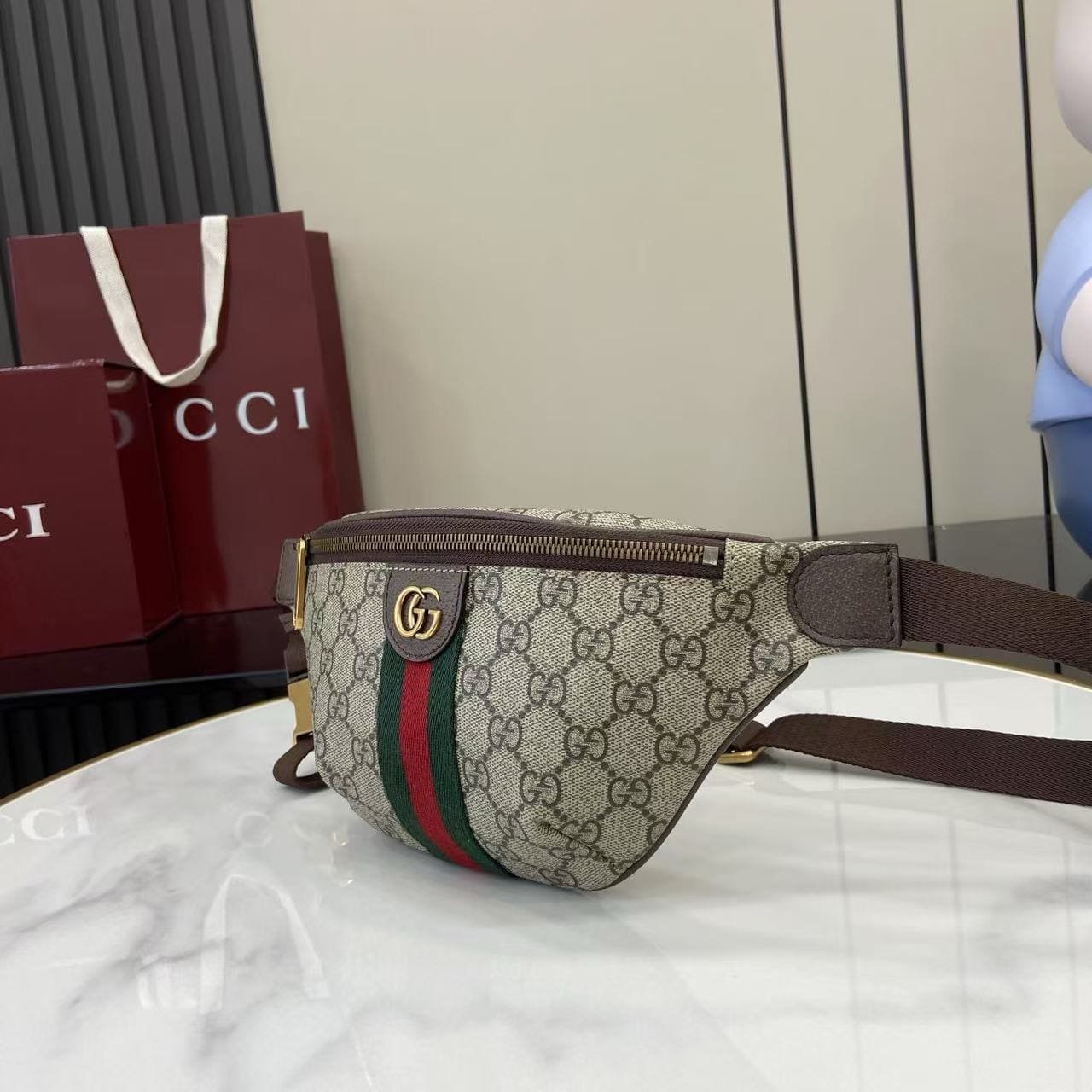 Gvc*1 Ophidia small belt bag