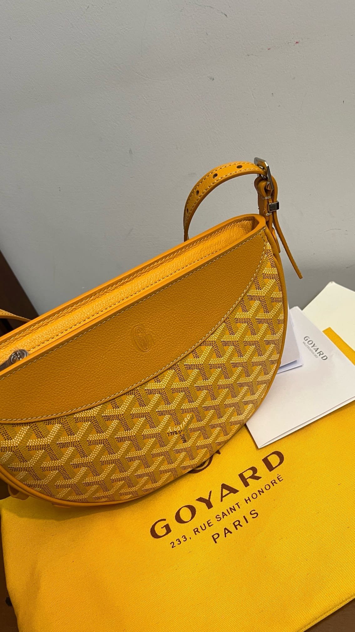 G09ard Hirondelle bag