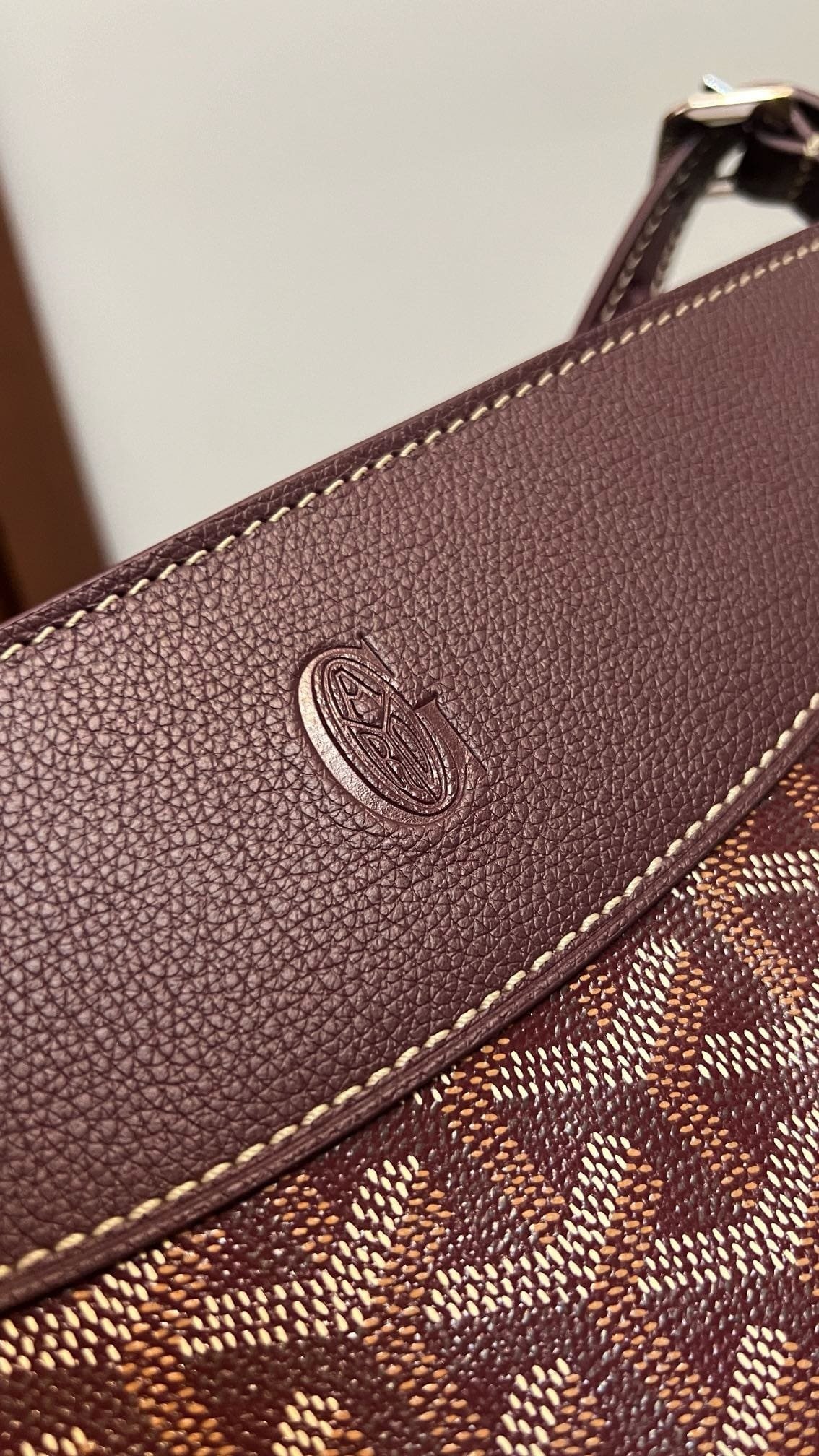 G09ard Hirondelle bag
