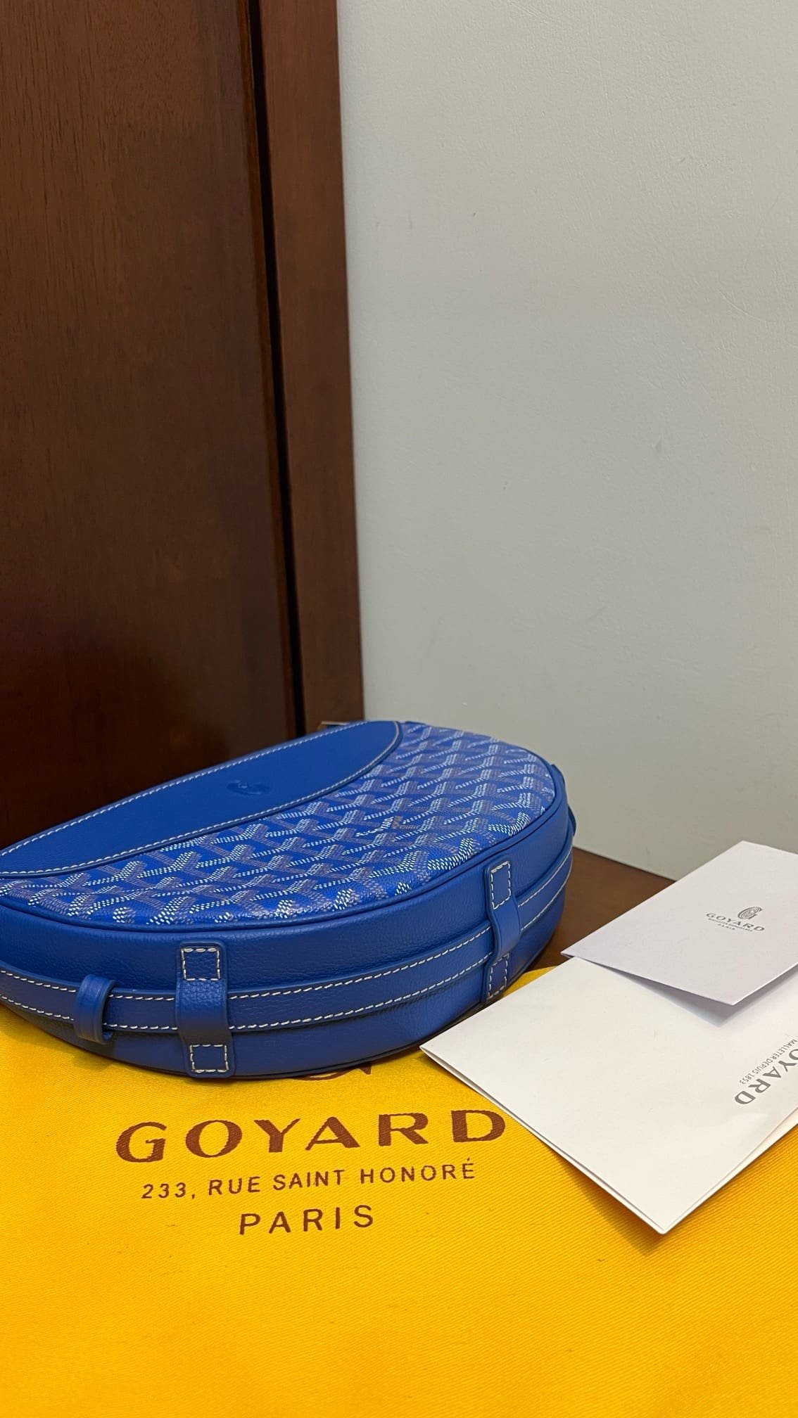 G09ard Hirondelle bag