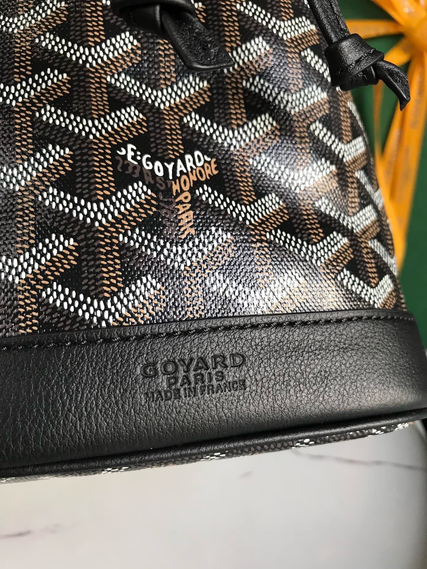 G09ard Petit Flot Bucket Bag