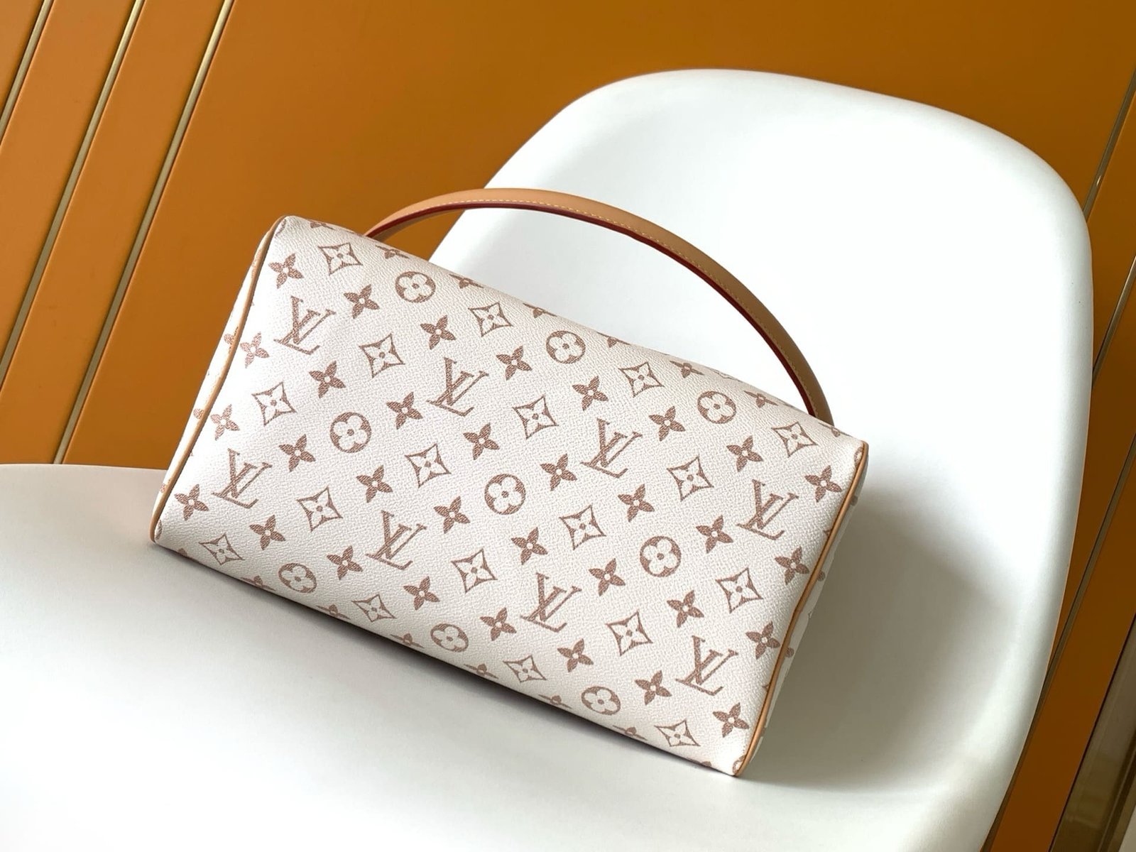 L0vis Vvtt0n M15108 Speedy Soft 30 Lucky