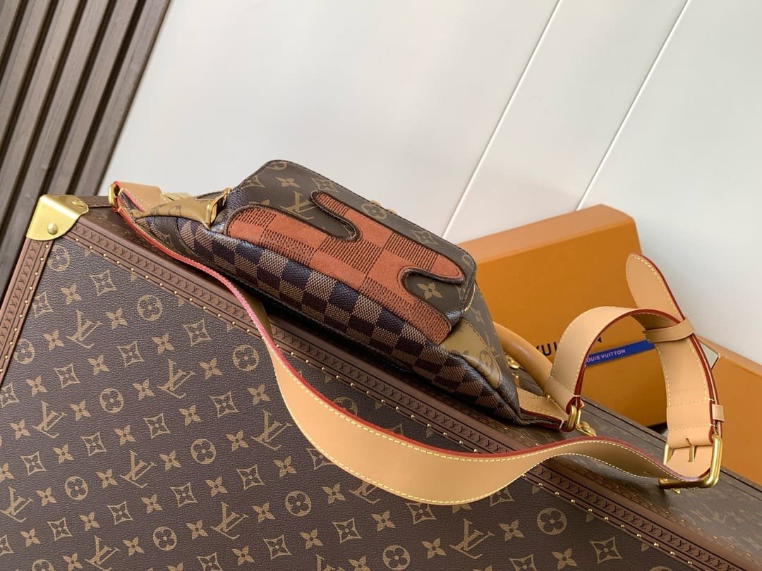 L0vis Vvtt0n M15271 Rush Bumbag
