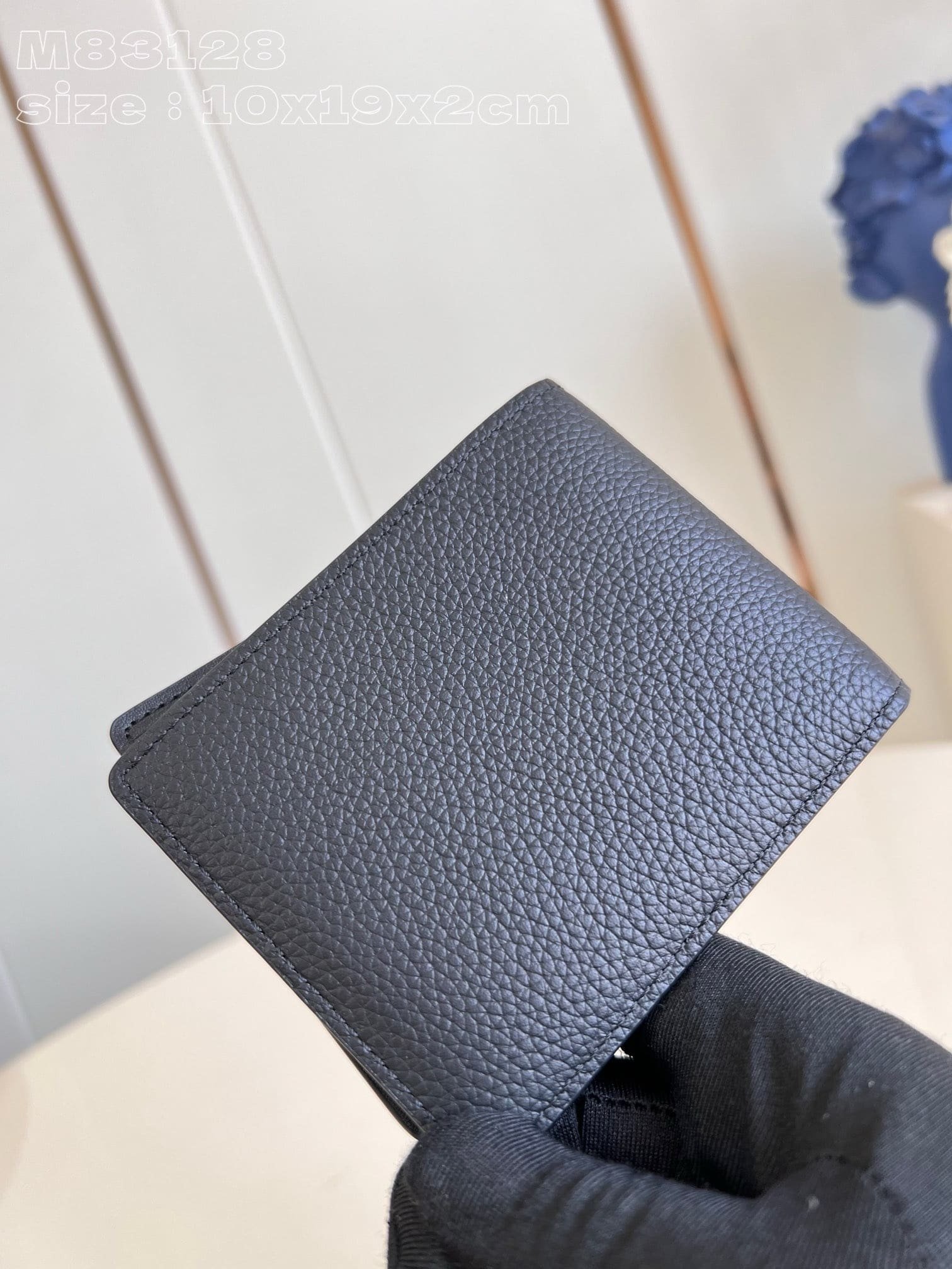 L0vis Vvtt0n M83128 Slender Wallet