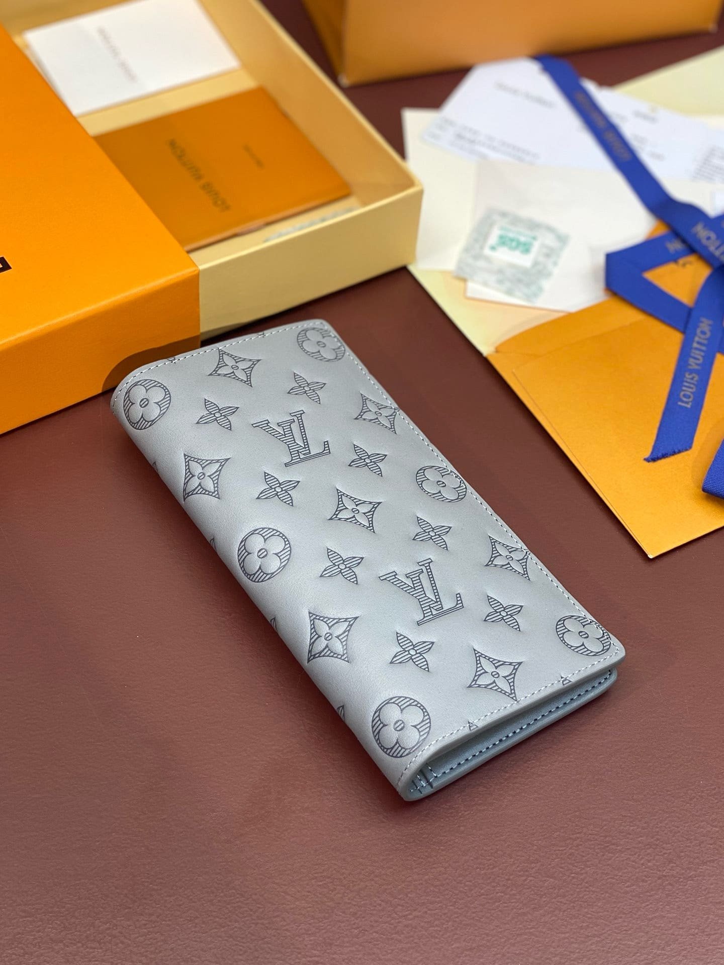 L0vis Vvtt0n M81335 Brazza Wallet