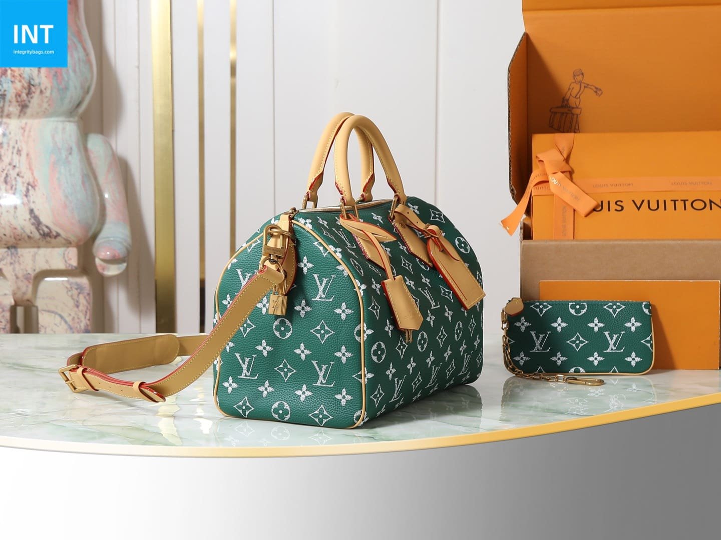 L0vis Vvtt0n M14077 Speedy P9 Bandoulière 30