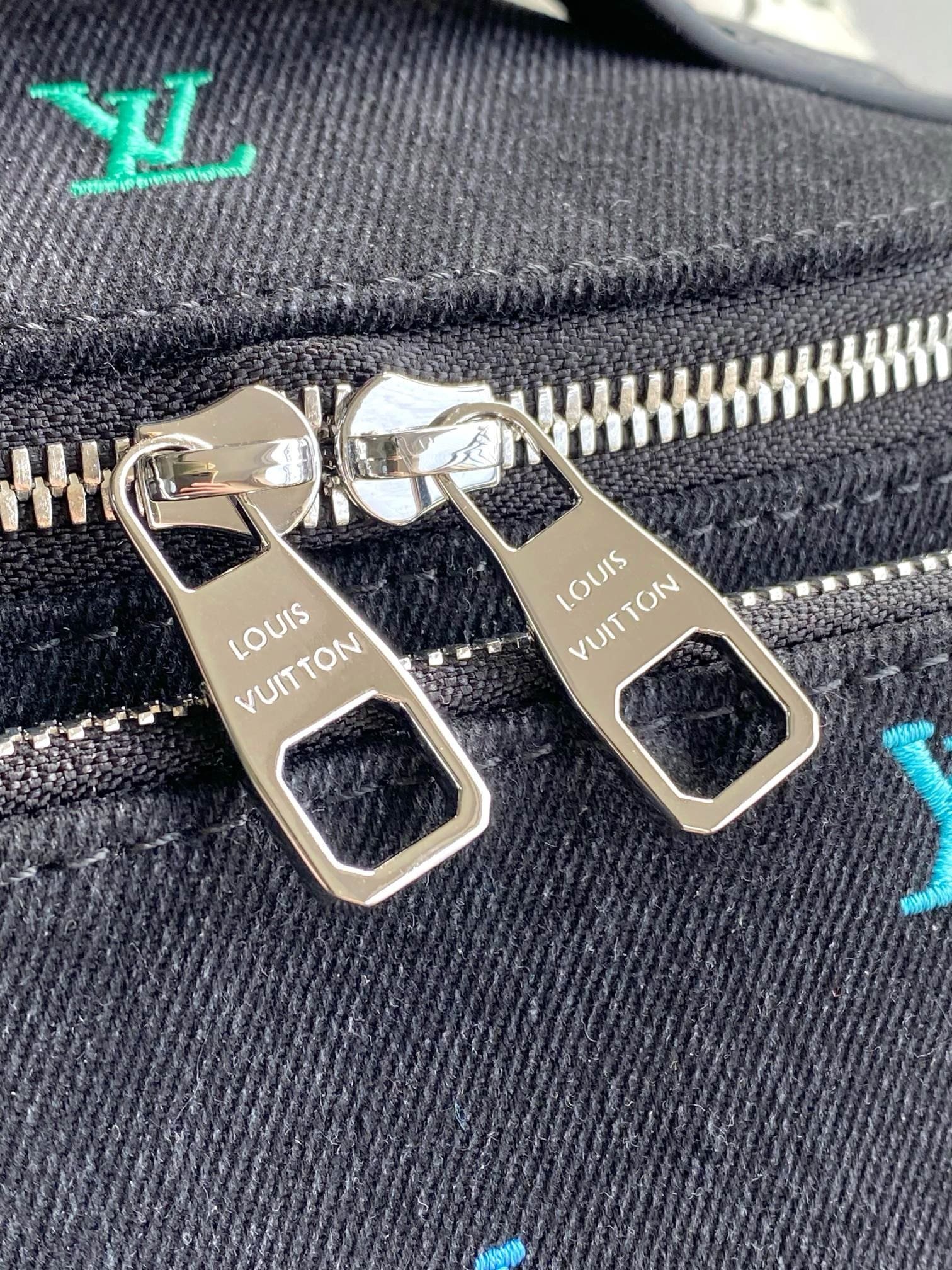 L0vis Vvtt0n M13961 Rush Bumbag