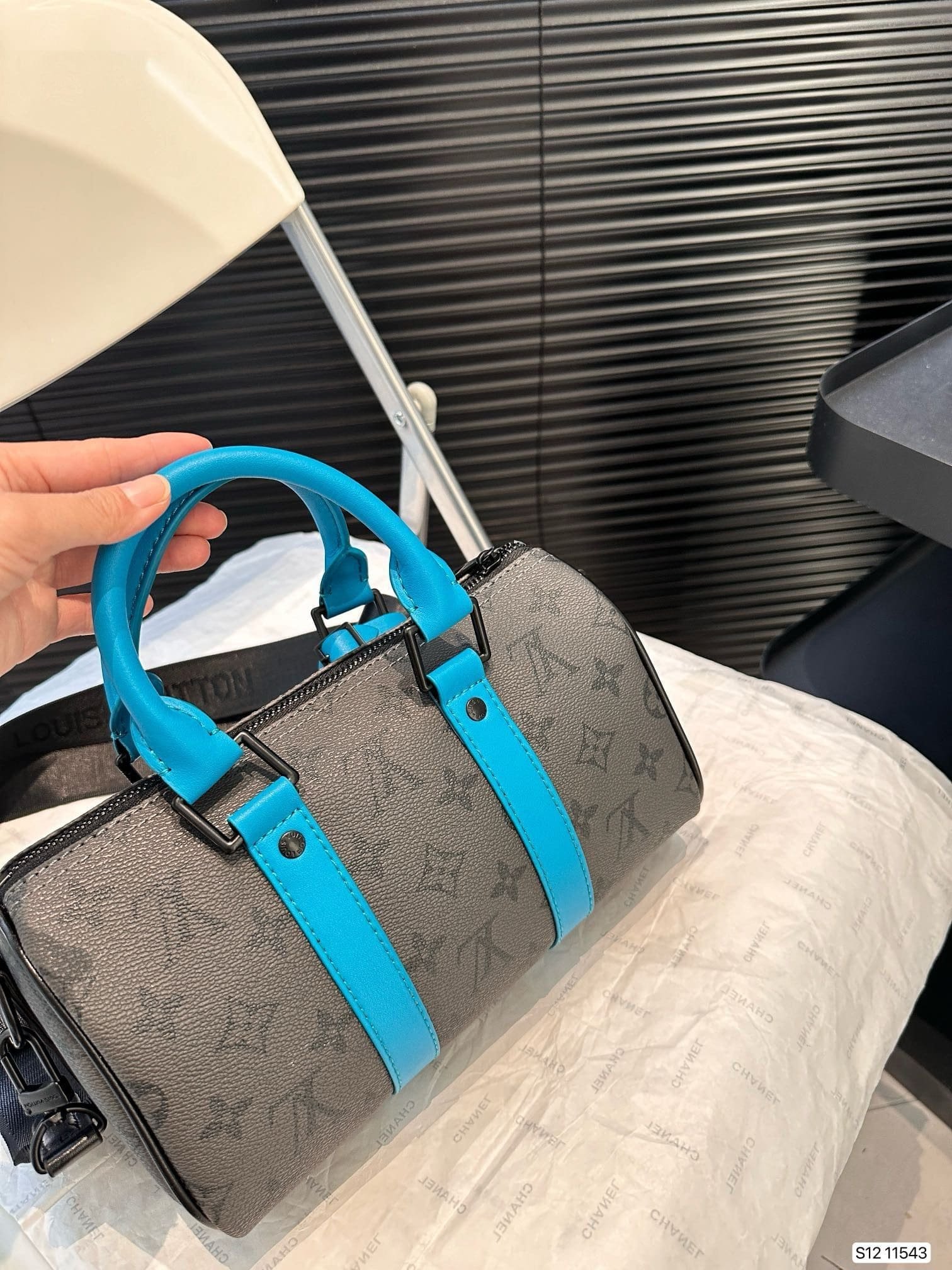 L0vis Vvtt0n M11645 Keepall Bandoulière 25