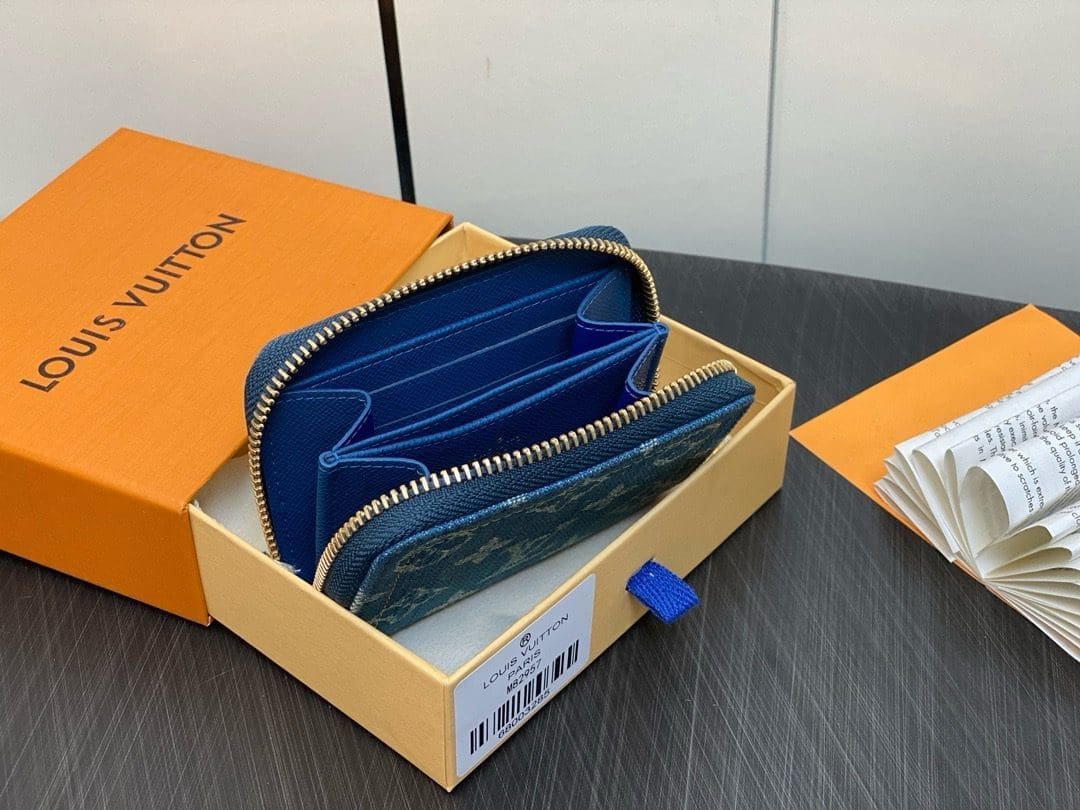 L0vis Vvtt0n M82957  Zippy Coin Purse