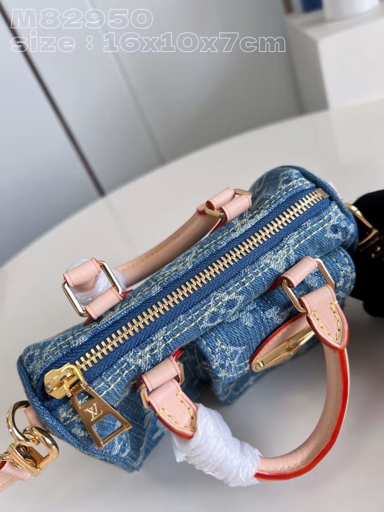L0vis Vvtt0n M82950 EXCLUSIVELY ONLINE Nano Speedy
