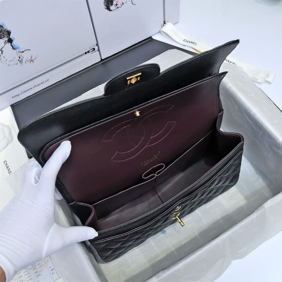 Ch**el LARGE CLASSIC HANDBAG Grained Calfskin & Gold Metal