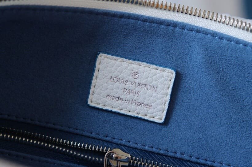 L0vis Vvtt0n M56201 Beaubourg Hobo MM