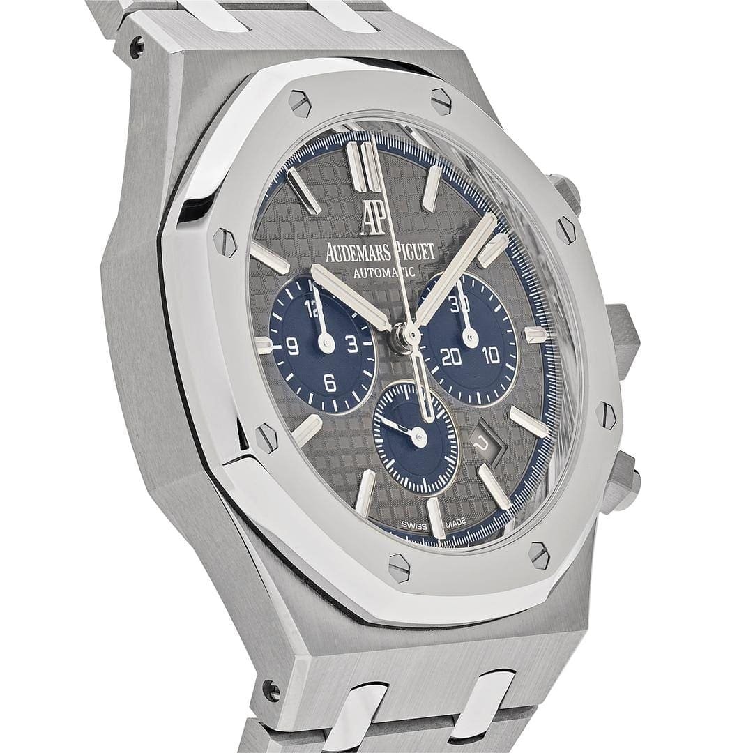 Audemars P1g*et Royal Oak 26331IP.OO.1220IP.01 Chronograph Titanium Platinum Grey Dial Limited Edition