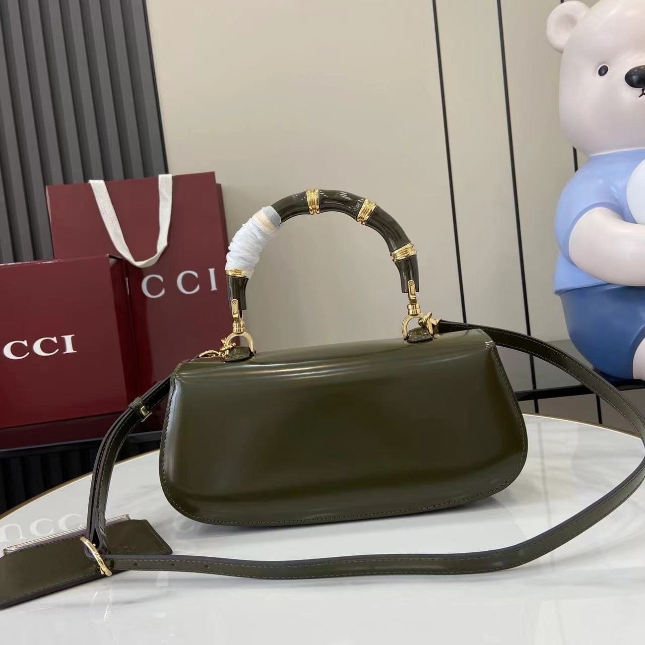 Gvc*1 BAMBOO DIVA MEDIUM BAG
