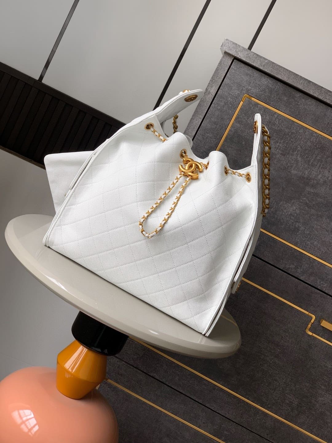 Ch**el 25 Medium Handbag