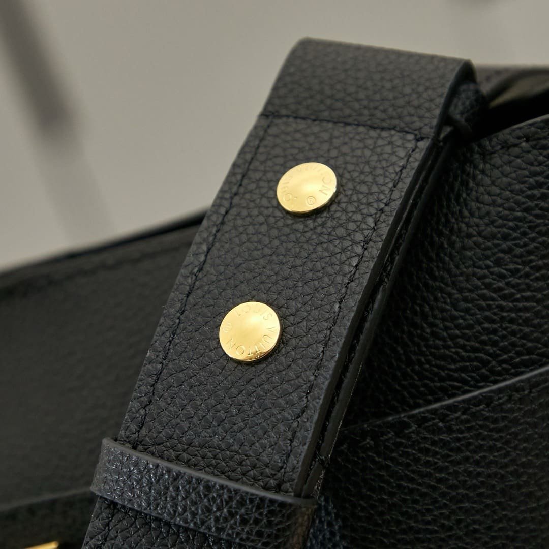 L0vis Vvtt0n M24006 LOCK AND WALK Bag