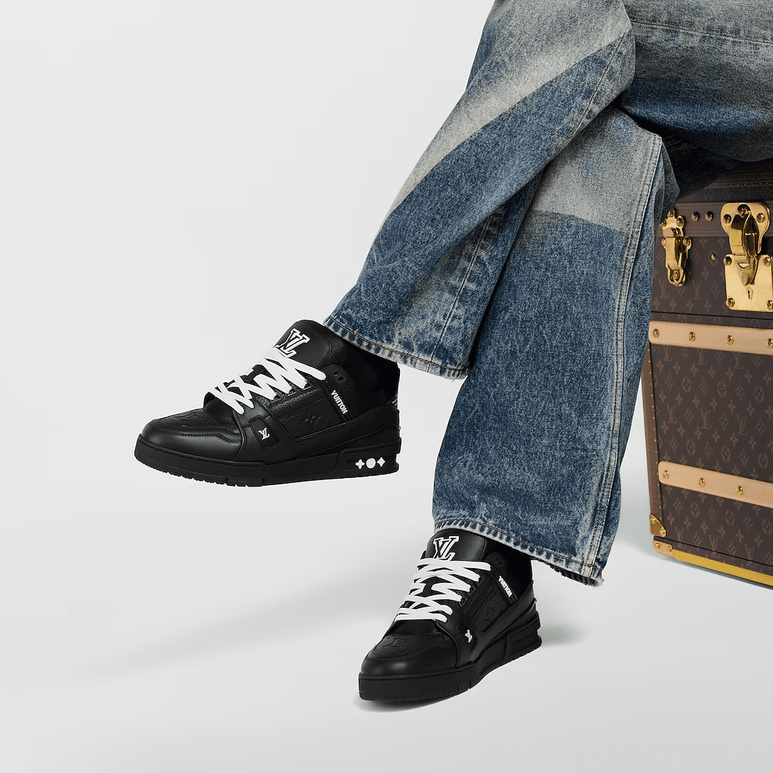 L0vis Vvtt0n 1AARES LV Trainer Sneaker