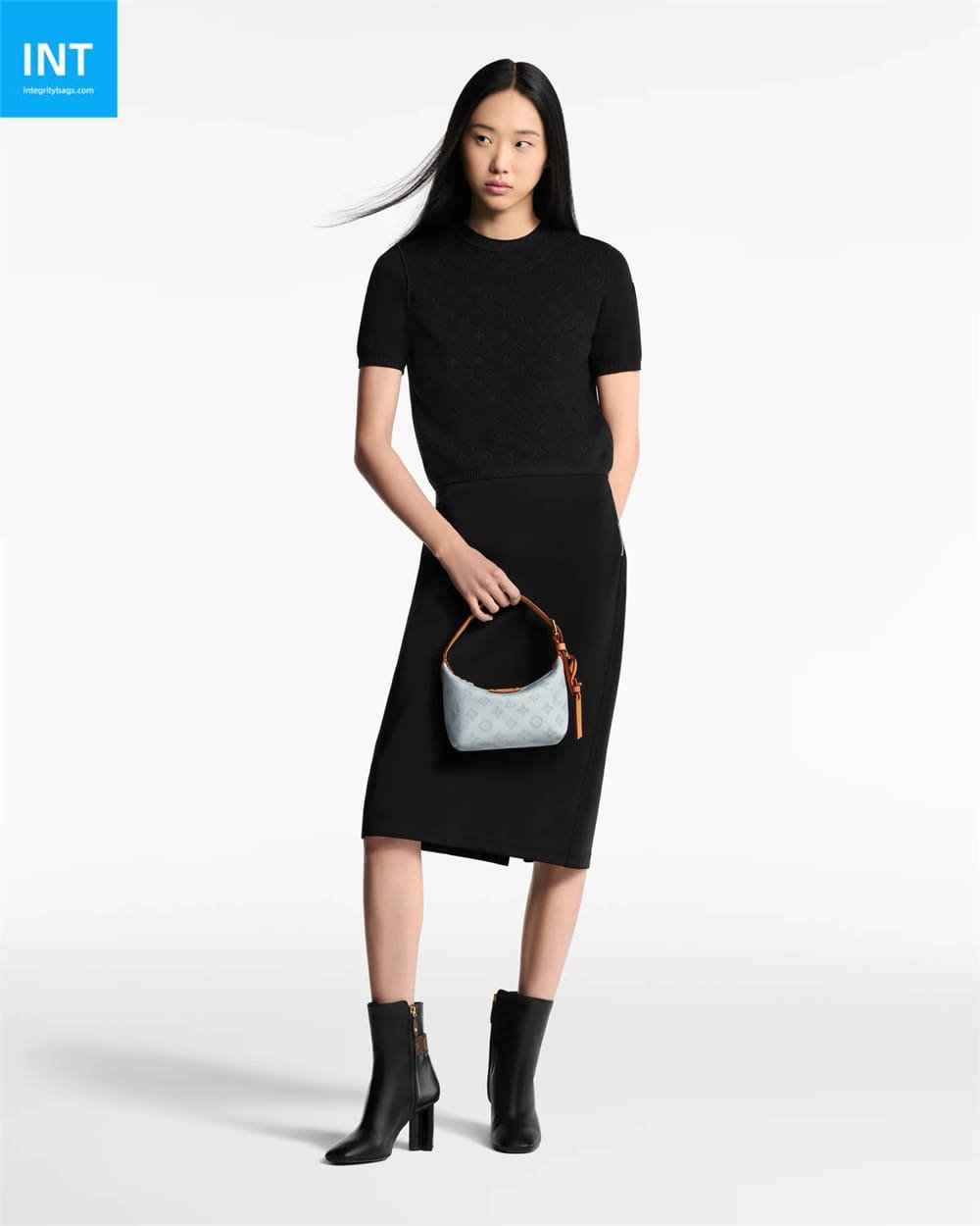 L0vis Vvtt0n M28250 Pochette Hills