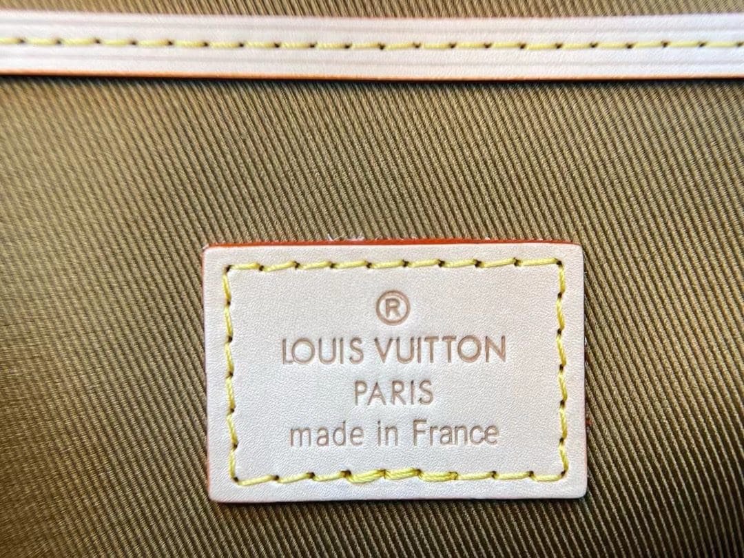 L0vis Vvtt0n M46932 Excursion PM