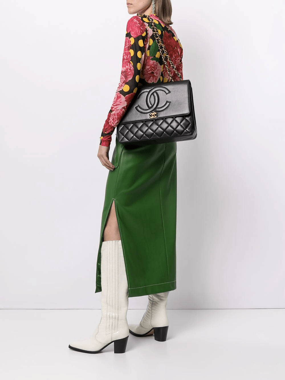 Ch**el 1992 shoulder bag with flap top