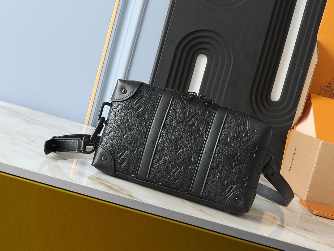 L0vis Vvtt0n M80224 Soft Trunk Wallet