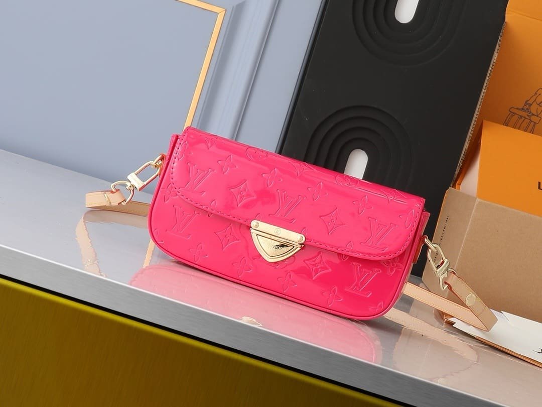 L0vis Vvtt0n M82994 Malibu Pochette