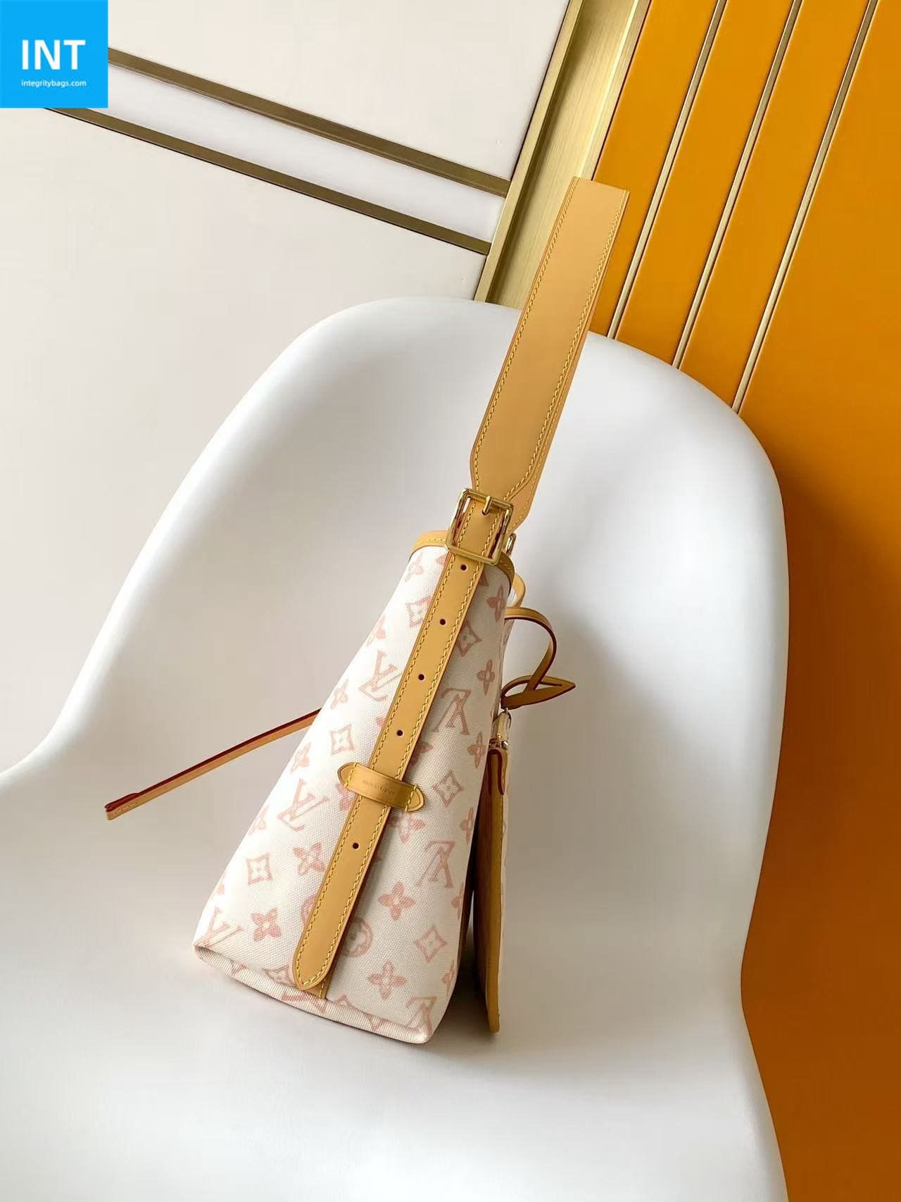 L0vis Vvtt0n M27948 CarryAll MM