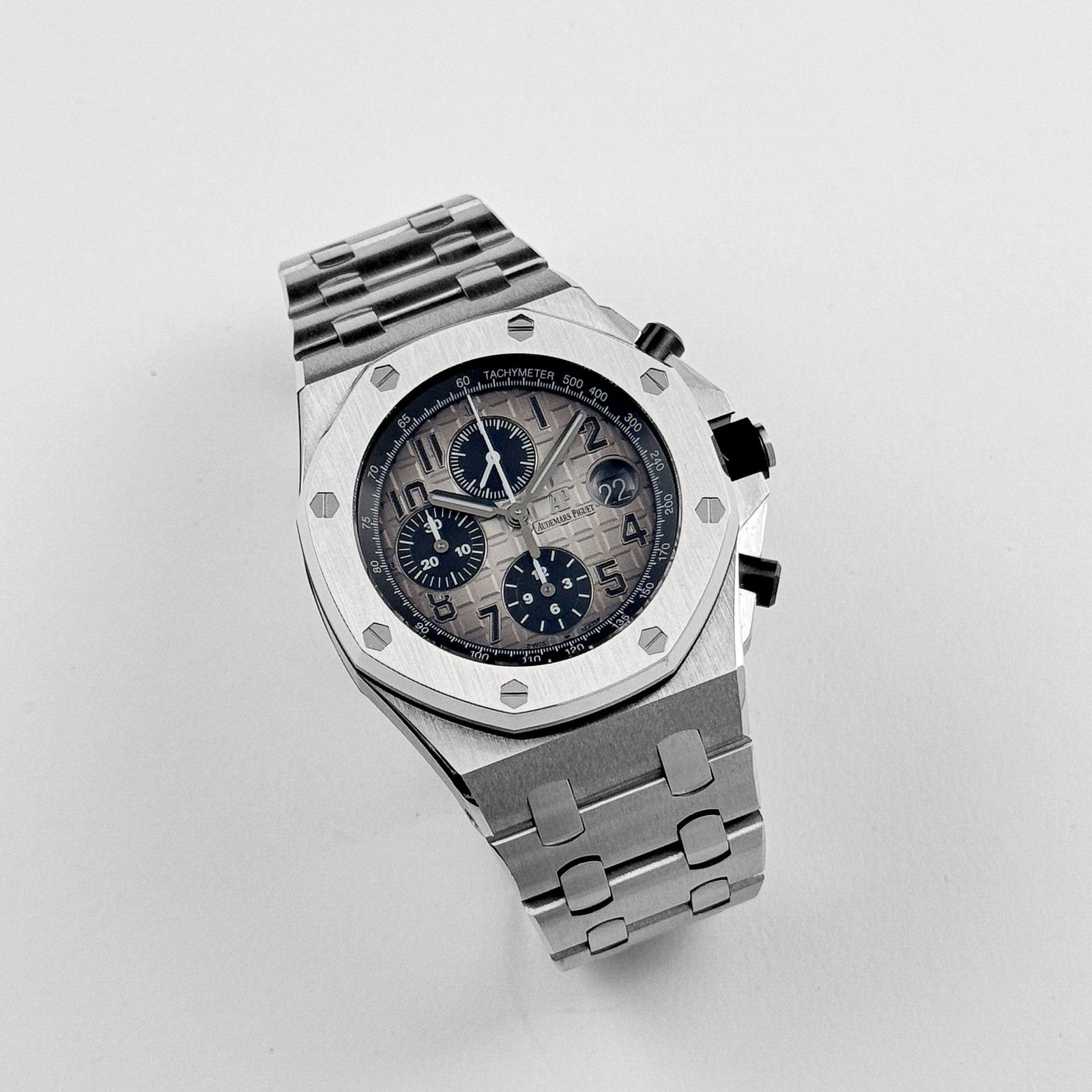 Audemars P1g*et Royal Oak Offshore Chronograph 26470PT.OO.1000PT.01 Platinum Grey Dial (2017)