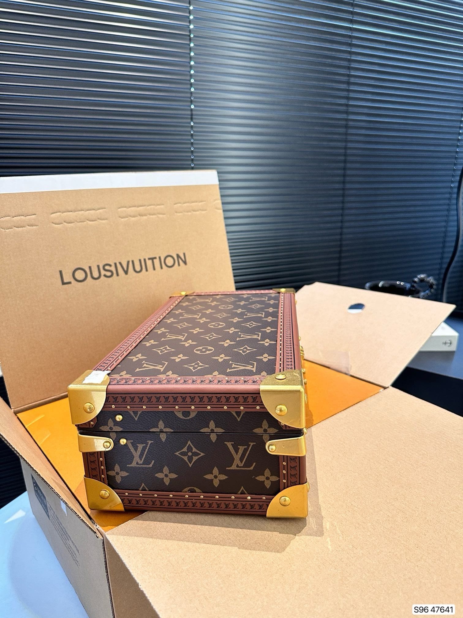 L0vis Vvtt0n M10260 Coffret 8 Montres