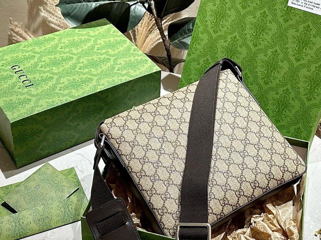 Gvc*1 men’s shoulder crossbody bag