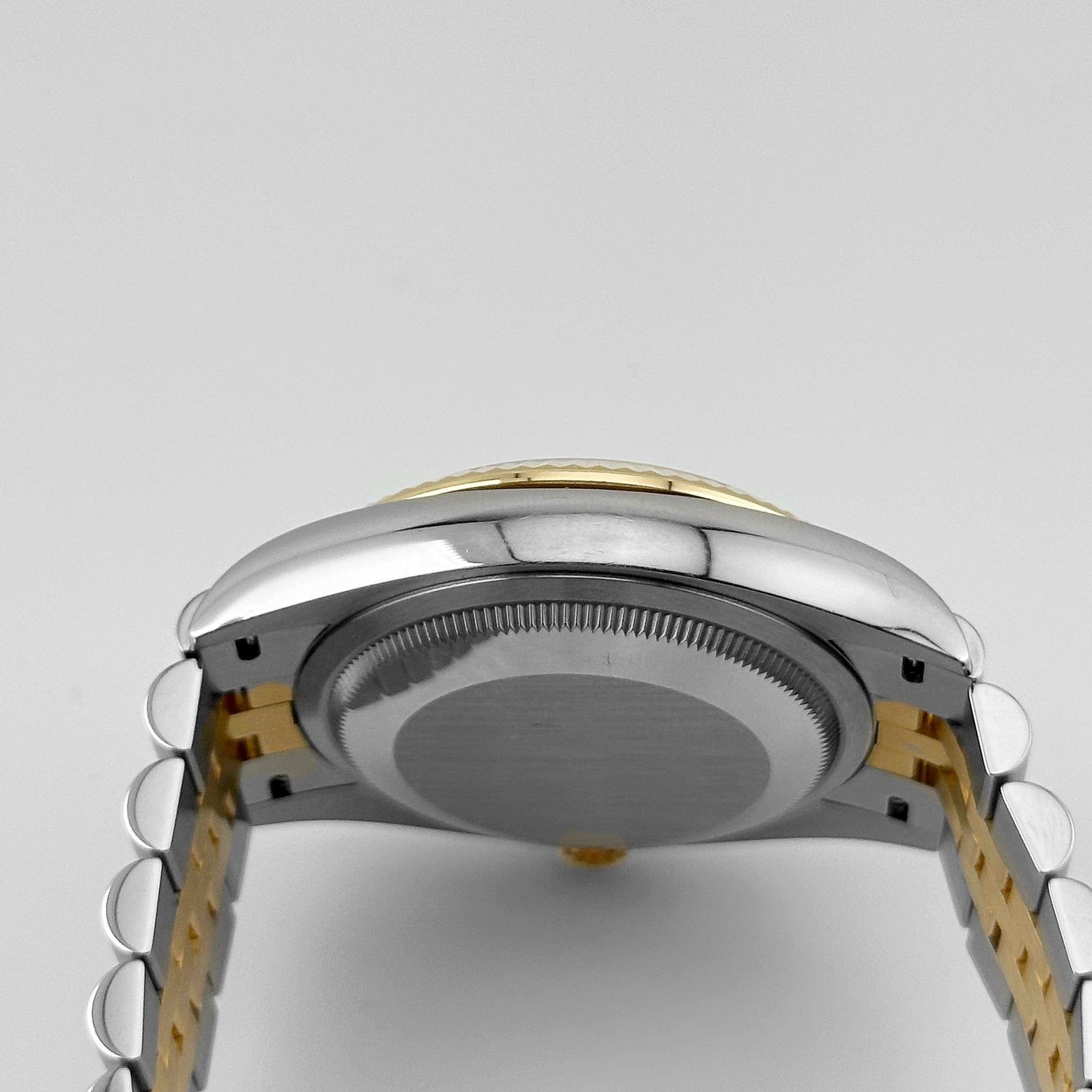 R01ex Datejust 36 126233 Stainless Steel Yellow Gold Black D1am0nd Dial Jubilee (2024)