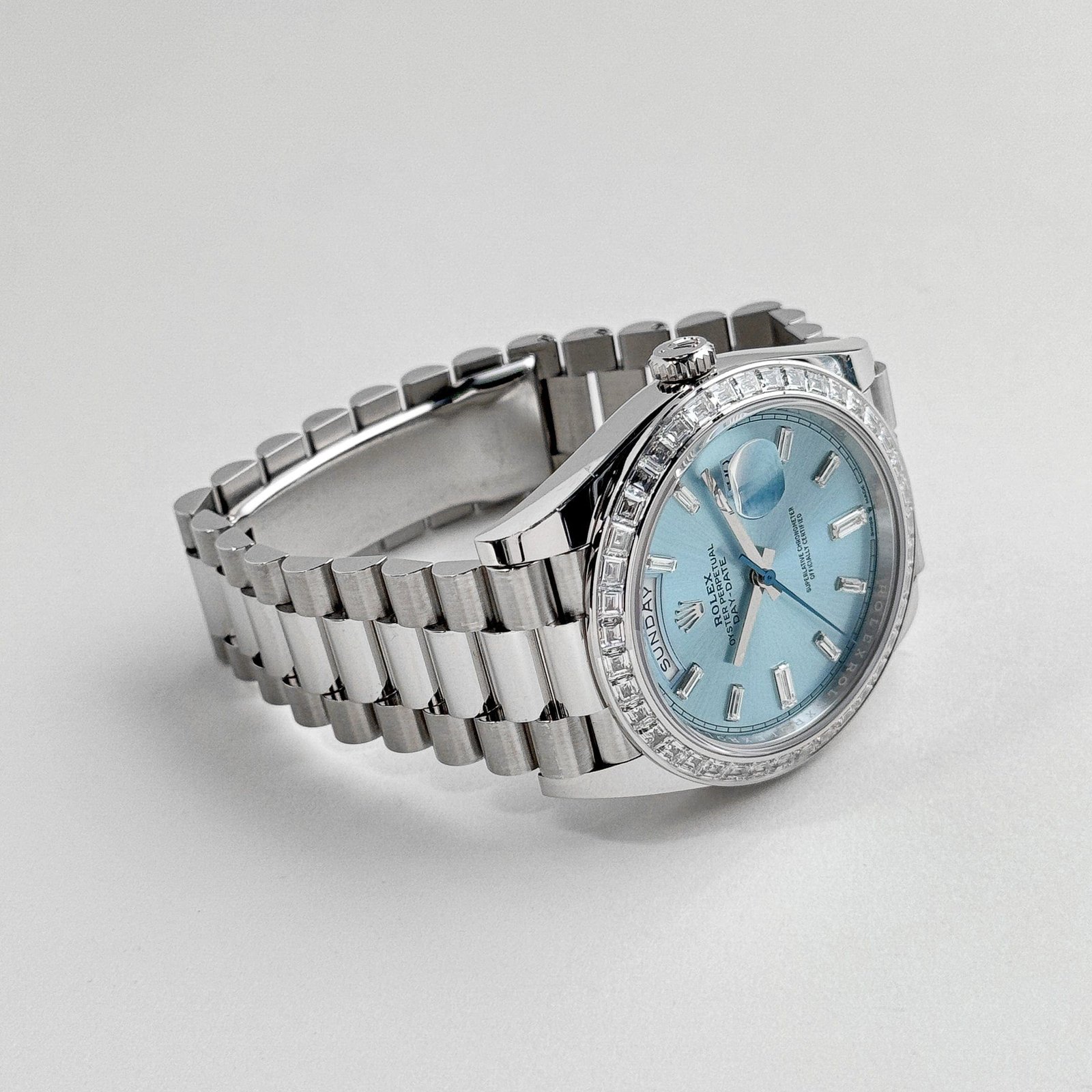 R01ex Day-Date 40 228396TBR Platinum D1am0nd Bezel Ice Blue D1am0nd Dial (2017)