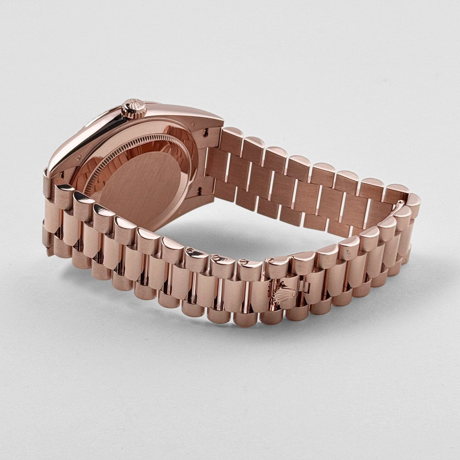 R01ex Day-Date 40 228235 Rose Gold Chocolate Roman Dial (2024)