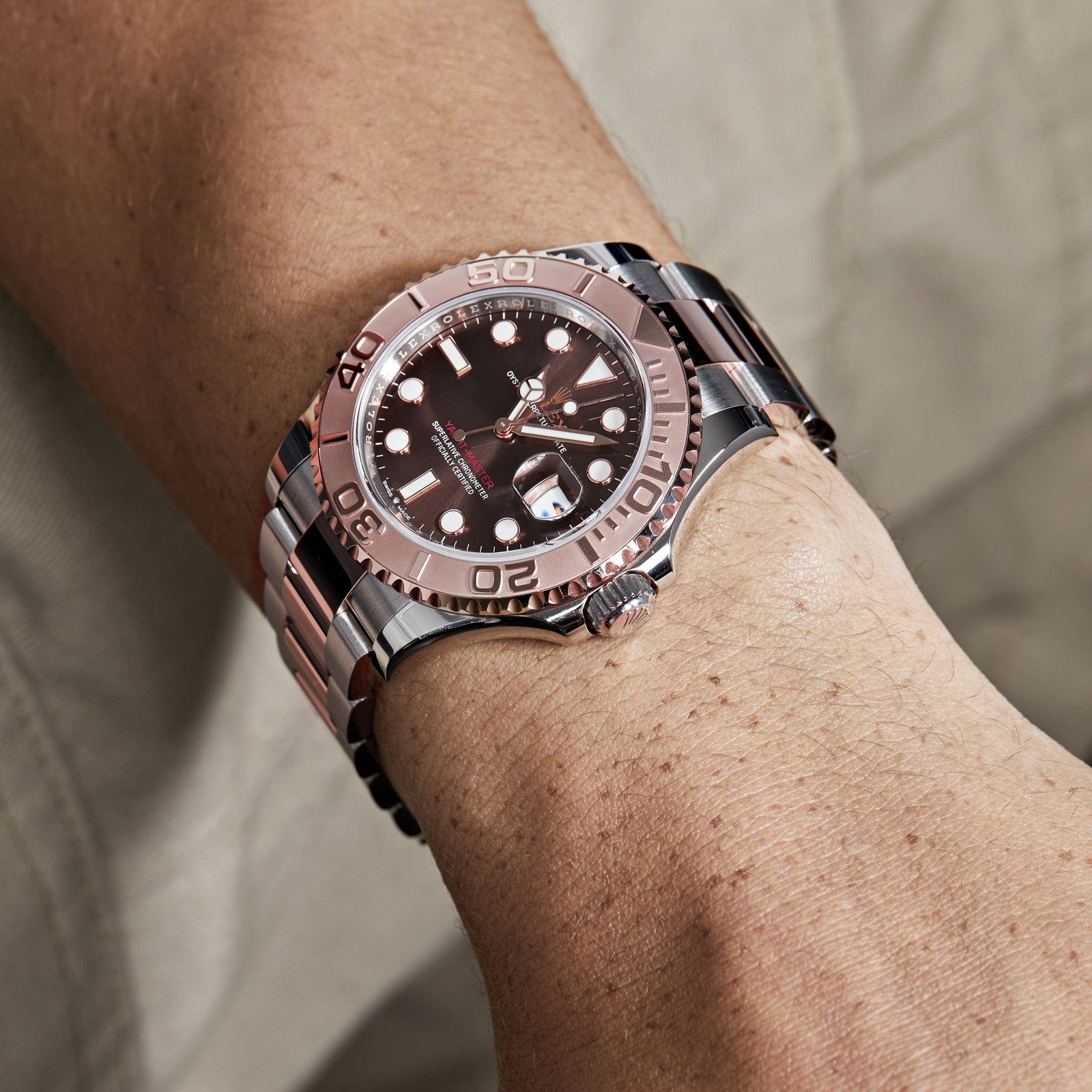 R01ex Yacht-Master 40 126621 Stainless Steel Rose Gold Chocolate Dial (2024)