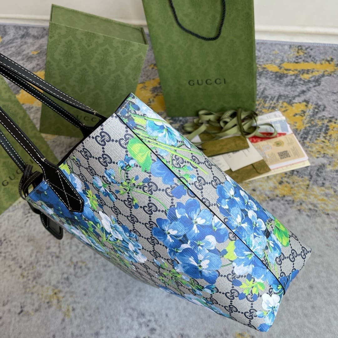 Gvc*1 Svp*me Monogram Blooms Medium Reversible Tote Beige Blue Navy