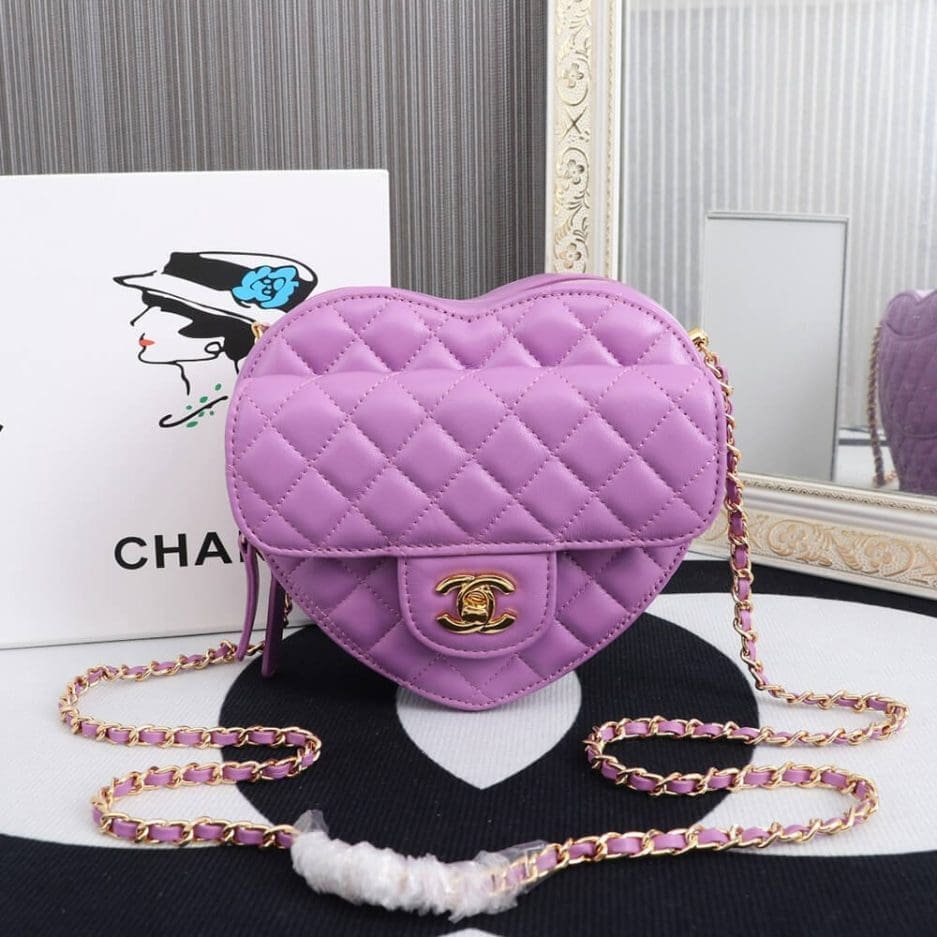 Ch**el 22s Heart Bag AS3191