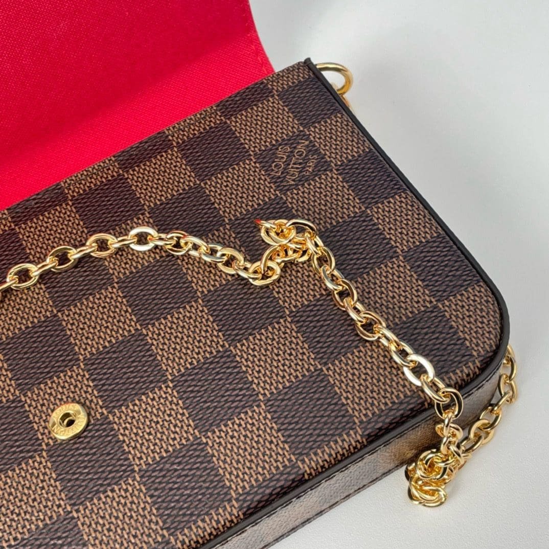 L0vis Vvtt0n N40492 Félicie Pochette