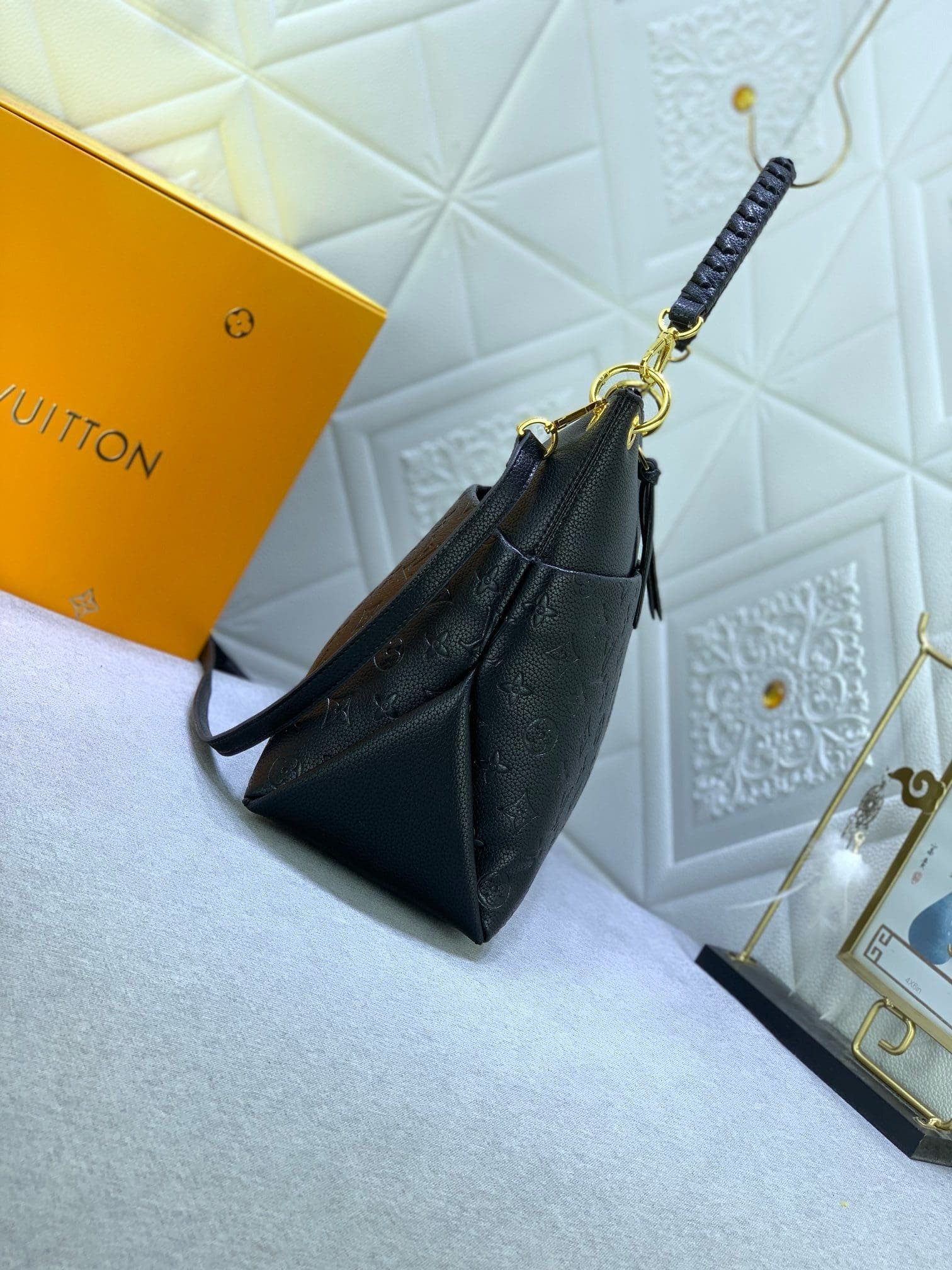 L0vis Vvtt0n MAIDA HOBO MONOGRAM EMPREINTE LEATHER IN BLACK