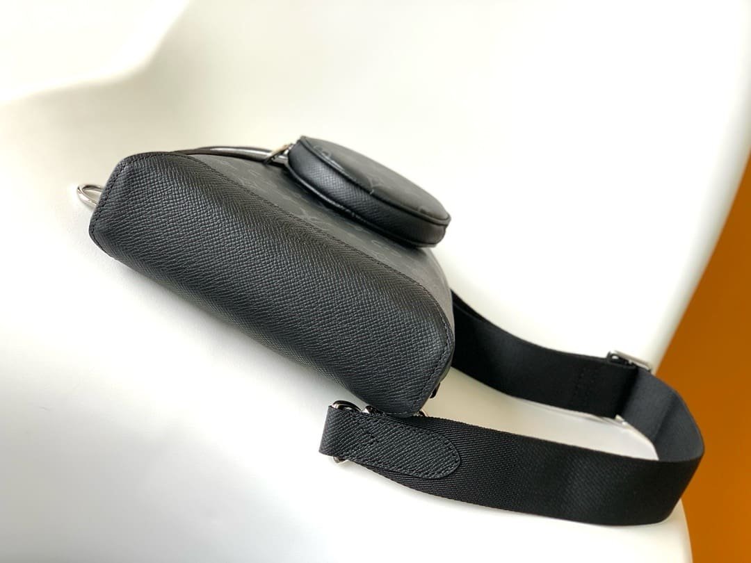 L0vis Vvtt0n M30936 Duo Slingbag