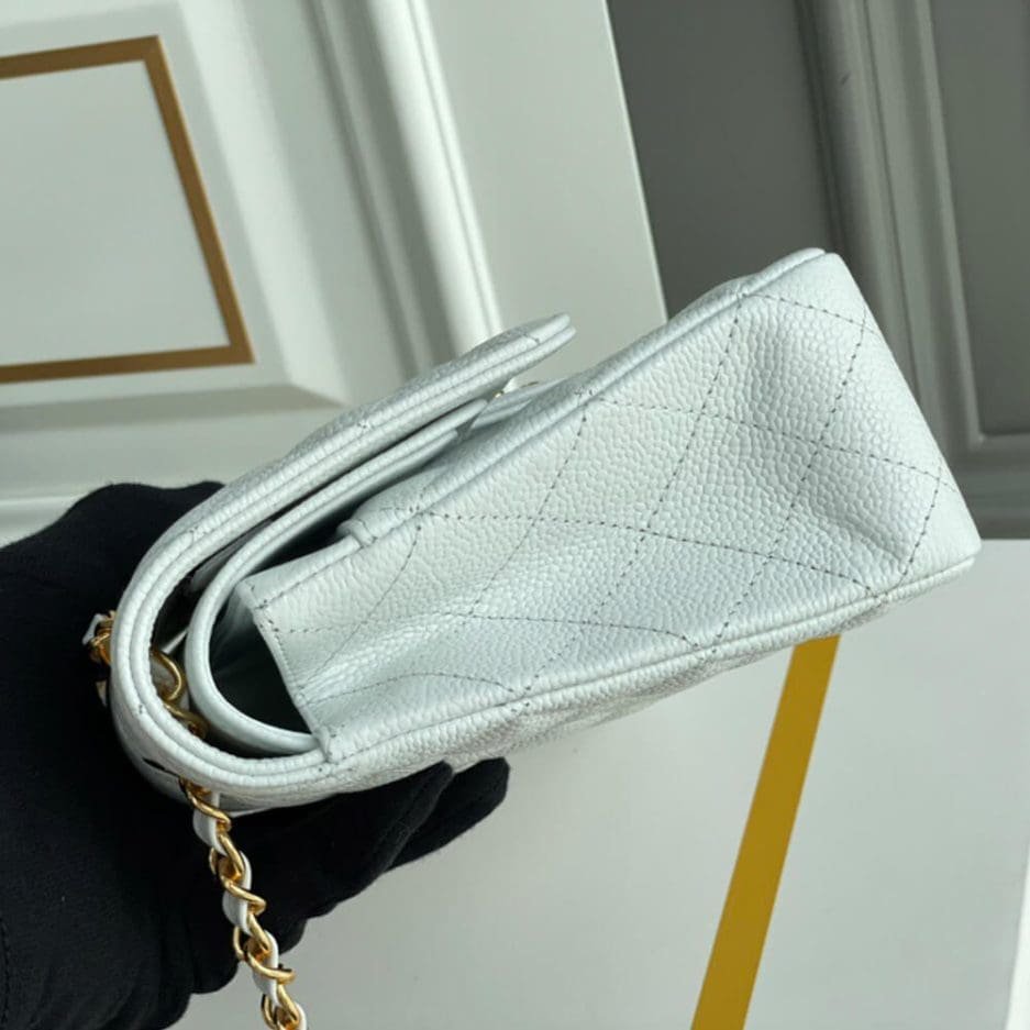 Ch**el Classic Flap Handbag GOLD METAL