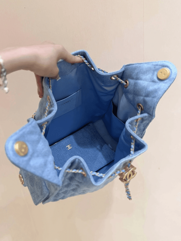 Ch**el 25 MEDIUM HANDBAG