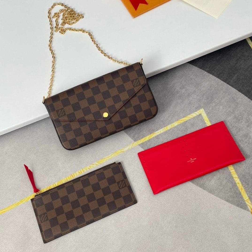 L0vis Vvtt0n N40492 Félicie Pochette