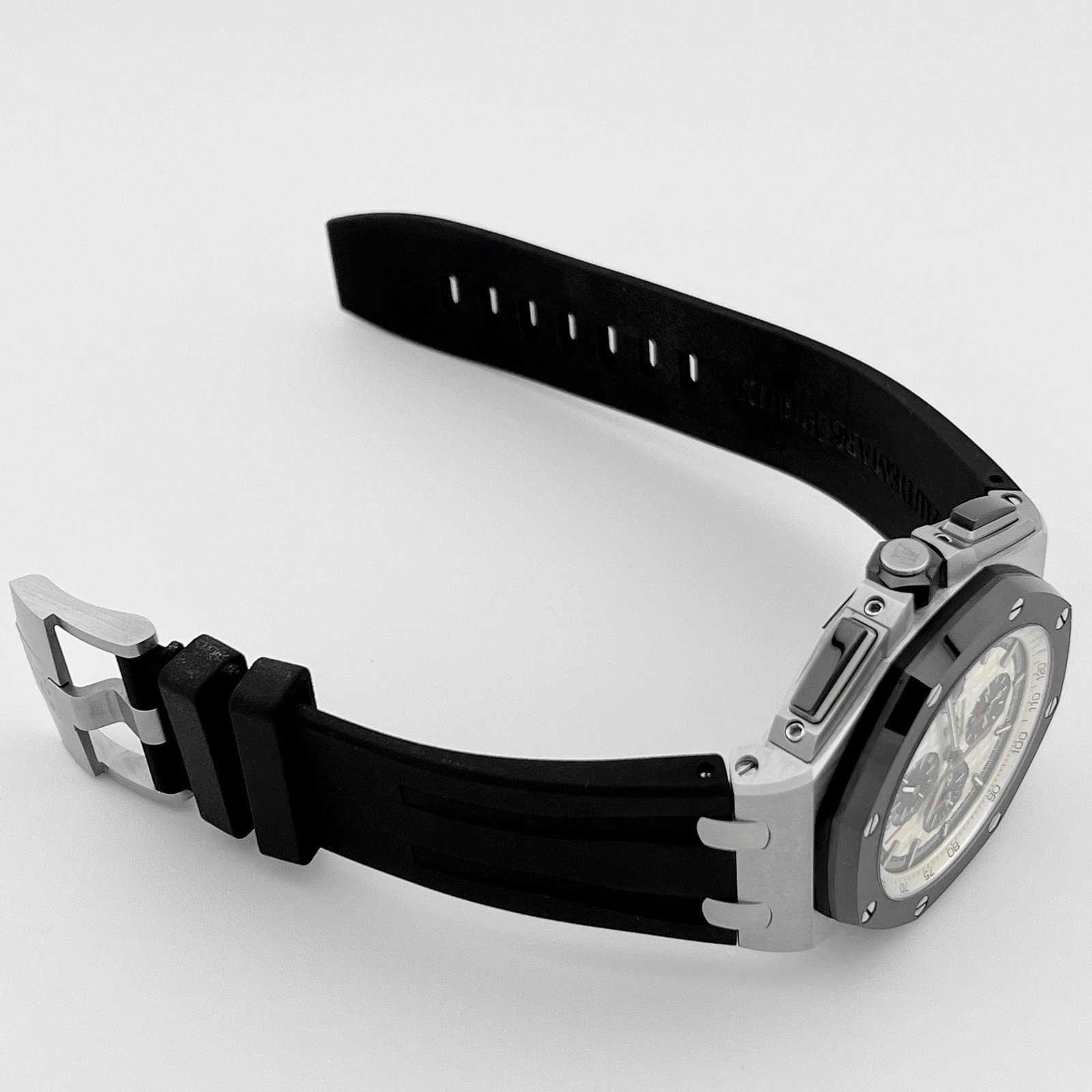 Audemars P1g*et Royal Oak Offshore 26400SO.OO.A002CA.01 Chronograph Steel Silver Dial